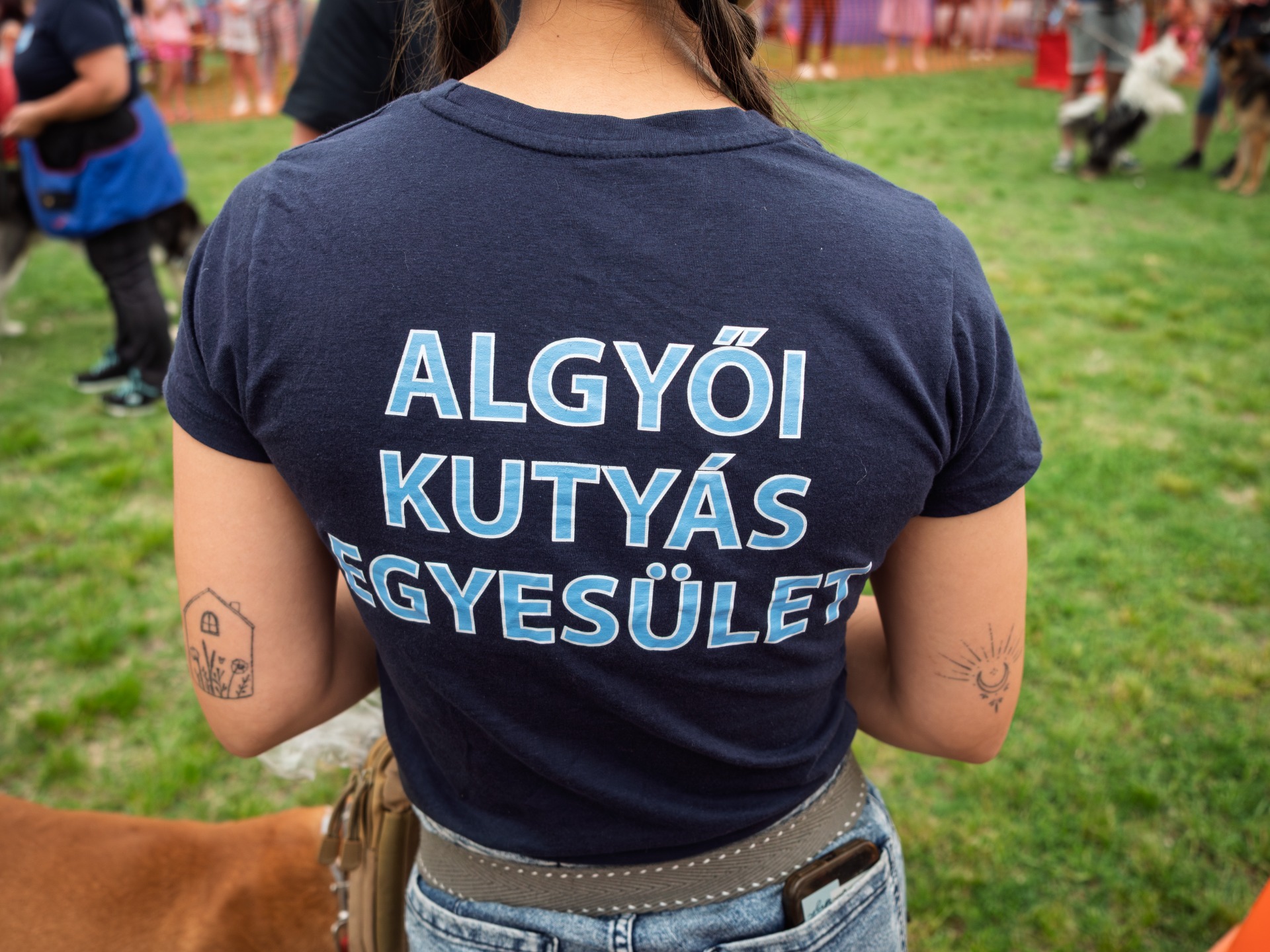 ... csak is AKE...